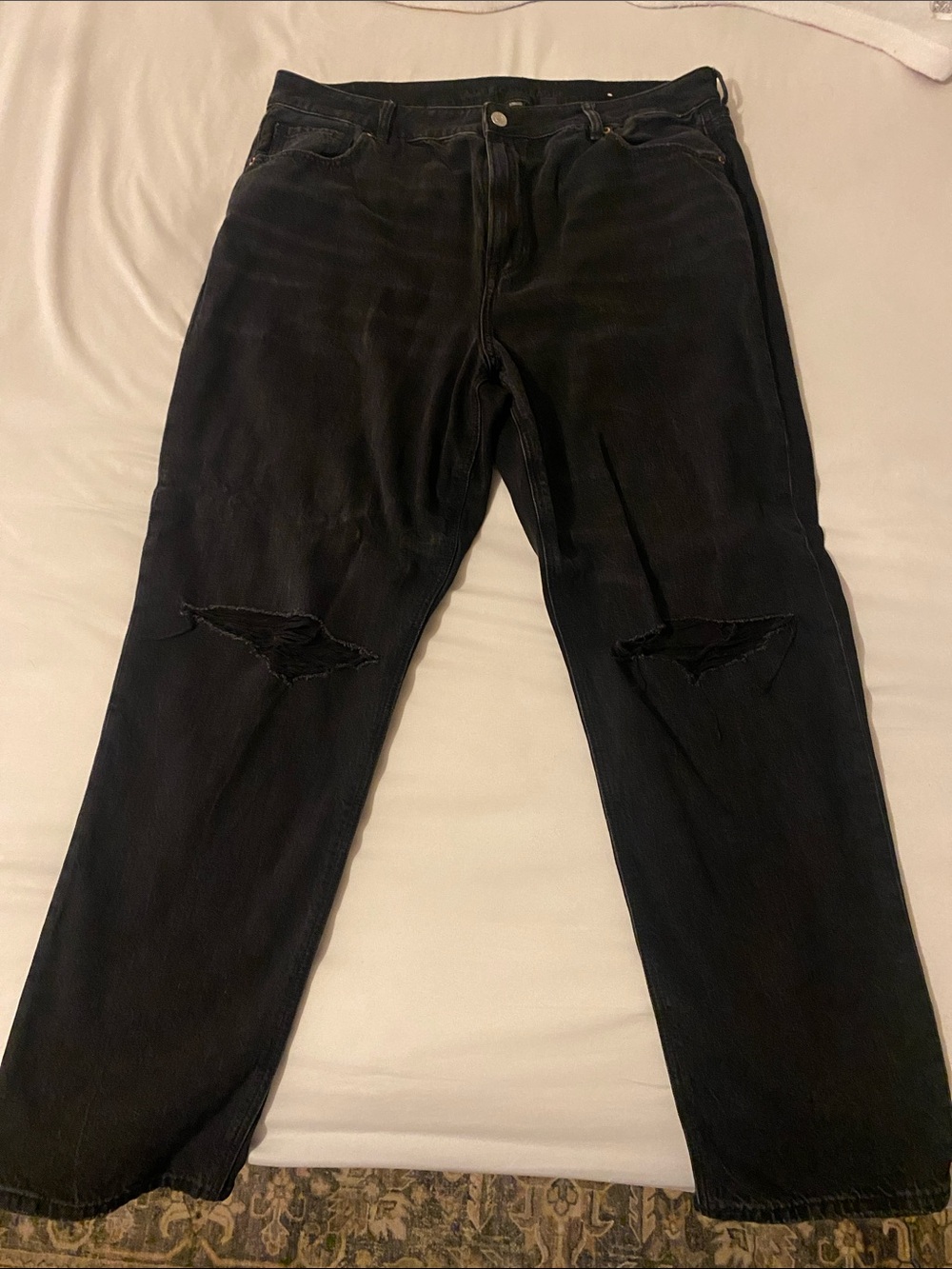 American Eagle Black Mom Jeans